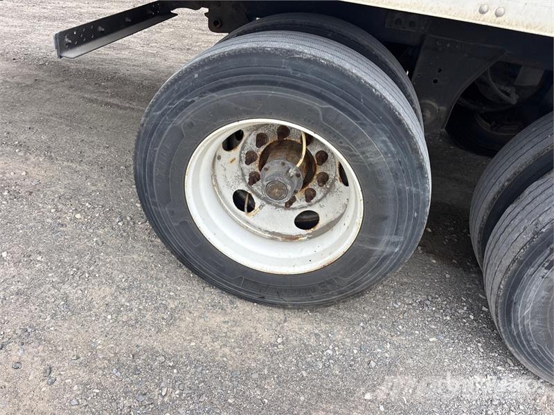 Utility 53 ft x 102 in T/A Van Trailer Прицепы-фургоны