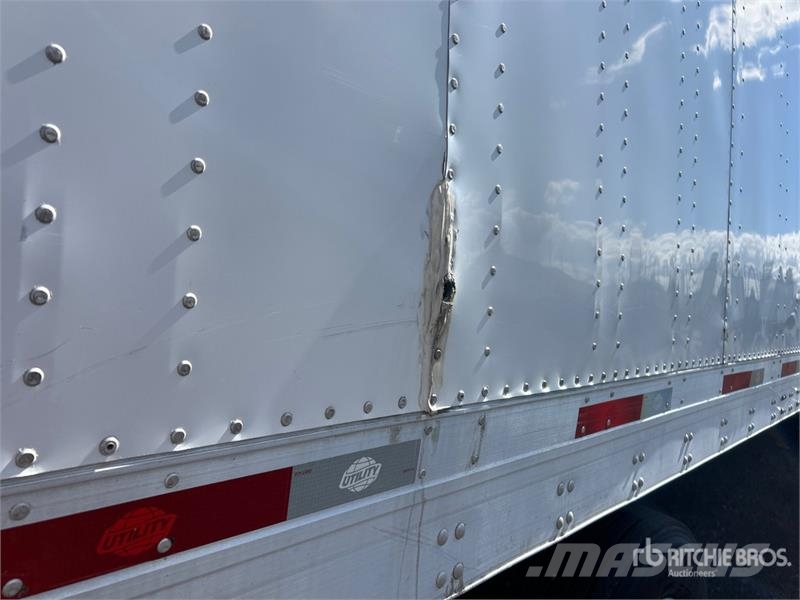 Utility 53 ft x 102 in T/A Van Trailer مقطورات ذات هيكل صندوقي