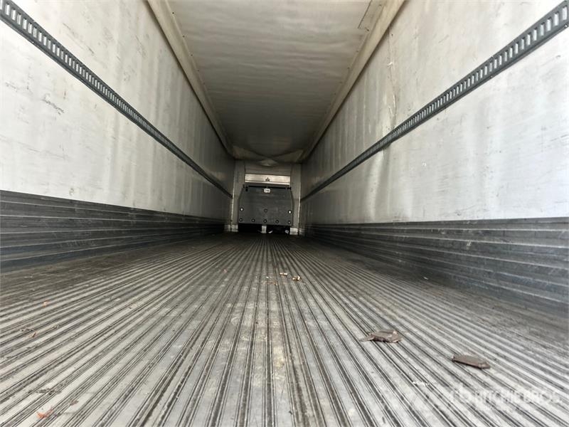 Utility 53 ft x 102 in T/A Refrigerated Trailer Temperature controlled semi-trailers