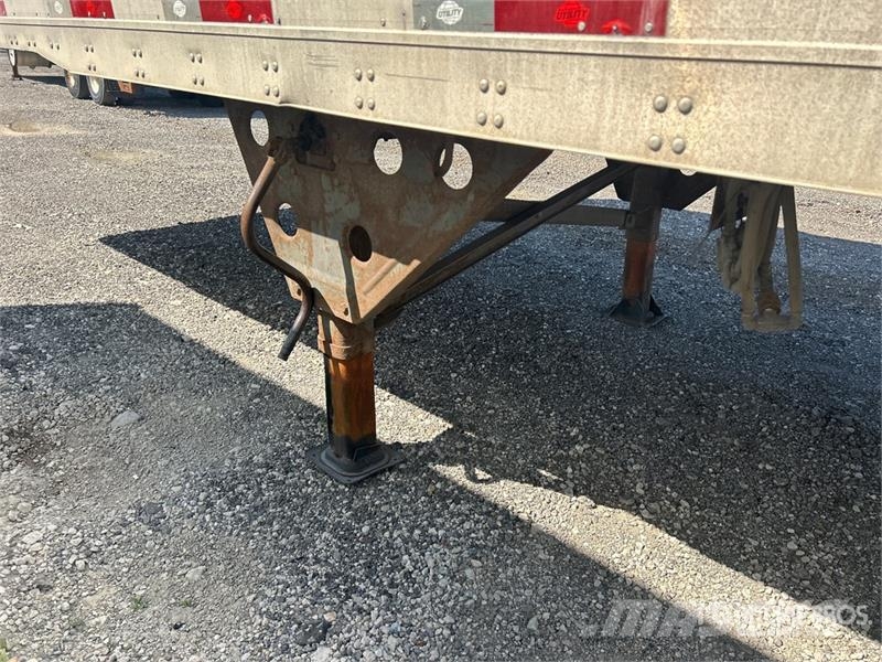 Utility 53 ft x 102 in Tri/A Van Trailer Remorque Fourgon