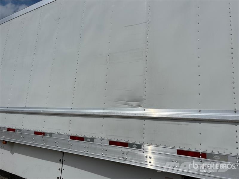 Utility 53 ft x 102 in T/A Refrigerated Trailer نصف مقطورات بدرجة حرارة قابلة للضبط