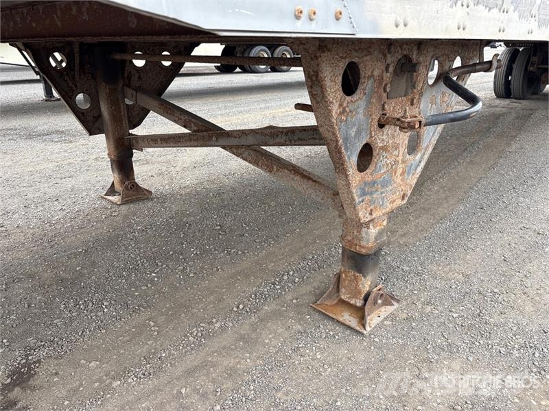 Utility 53 ft x 102 in T/A Van Trailer مقطورات ذات هيكل صندوقي