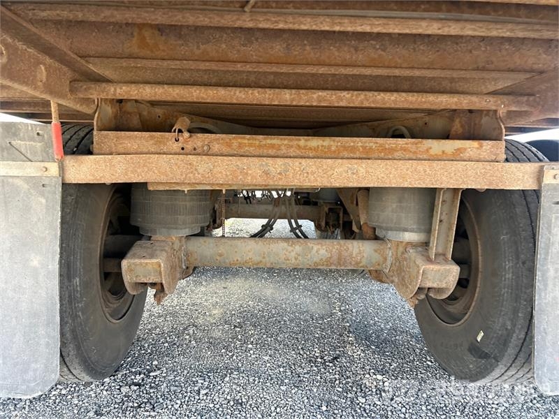 Utility 53 ft x 102 in Tri/A Van Trailer Remorque Fourgon