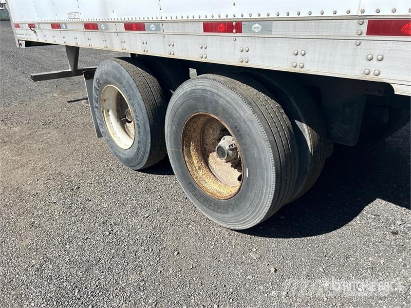 Utility 53 ft x 102 in T/A Refrigerated Trailer Puspriekabės su izoterminiu kėbulu