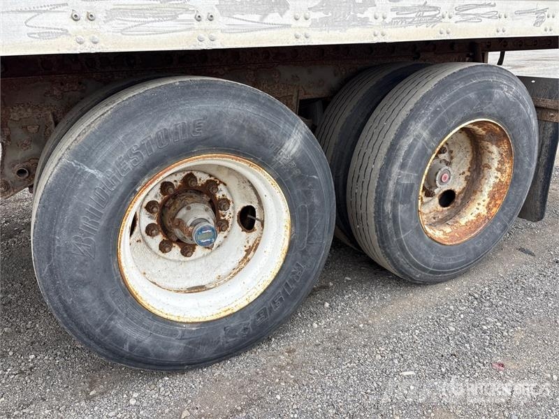 Utility 53 ft x 102 in T/A Van Trailer مقطورات ذات هيكل صندوقي