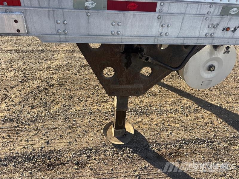 Utility 53 ft x 102 in T/A Refrigerated Trailer Semi Reboques Isotérmicos