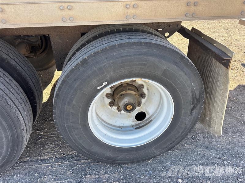 Utility 53 ft x 102 in T/A Van Trailer Dengtos priekabos