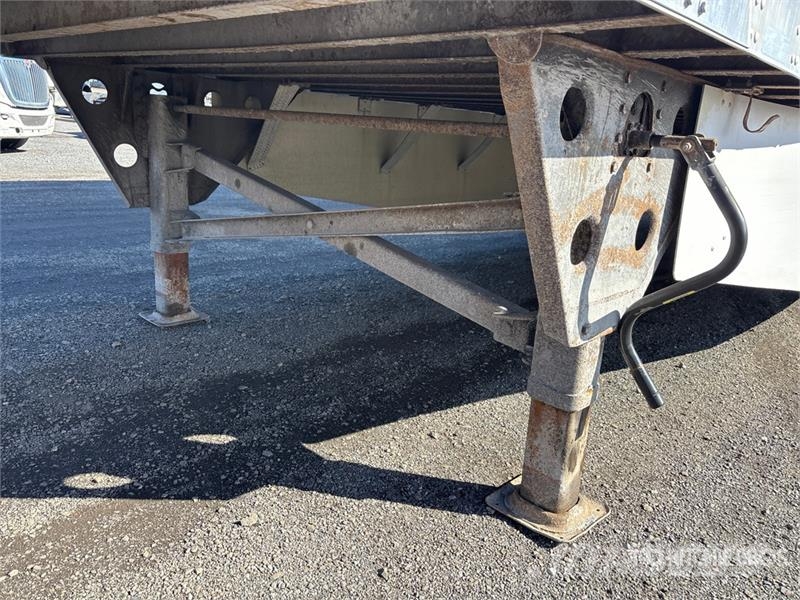 Utility 53 ft x 102 in T/A Van Trailer Box body trailers