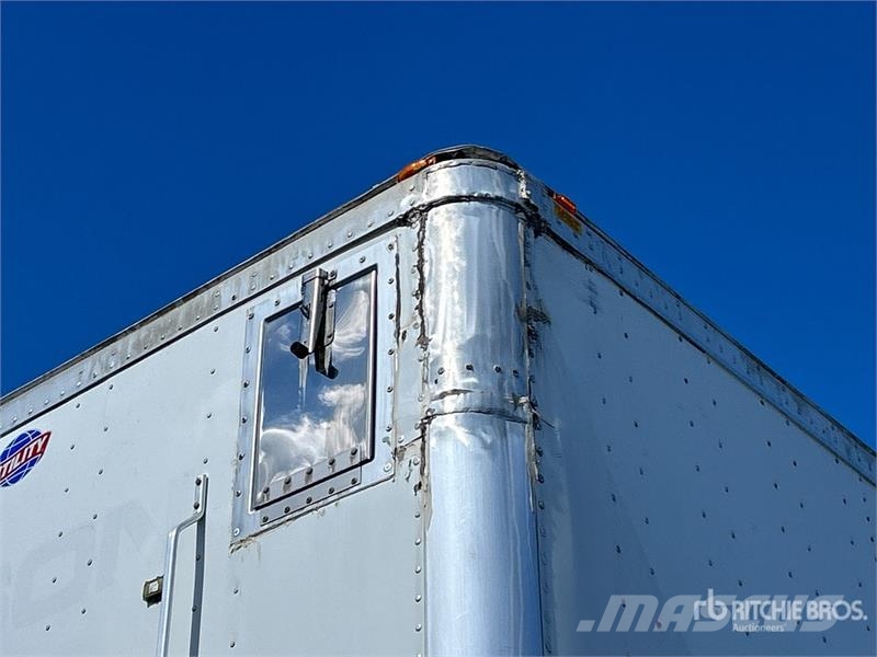 Utility 53 ft x 102 in T/A Van Trailer مقطورات ذات هيكل صندوقي