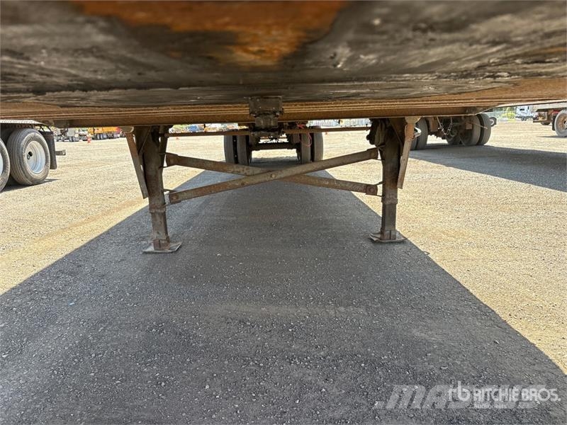 Utility 53 ft x 102 in T/A Van Trailer مقطورات ذات هيكل صندوقي