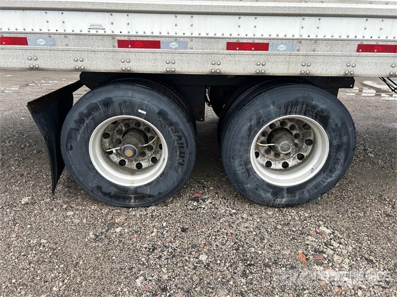 Utility 53 ft x 102 in T/A Van Trailer 箱體拖車