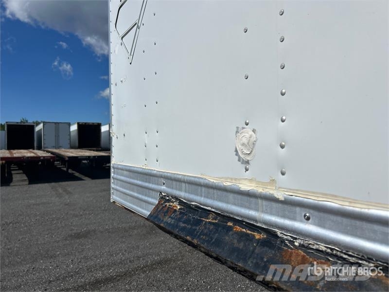 Utility 53 ft x 102 in T/A Van Trailer مقطورات ذات هيكل صندوقي