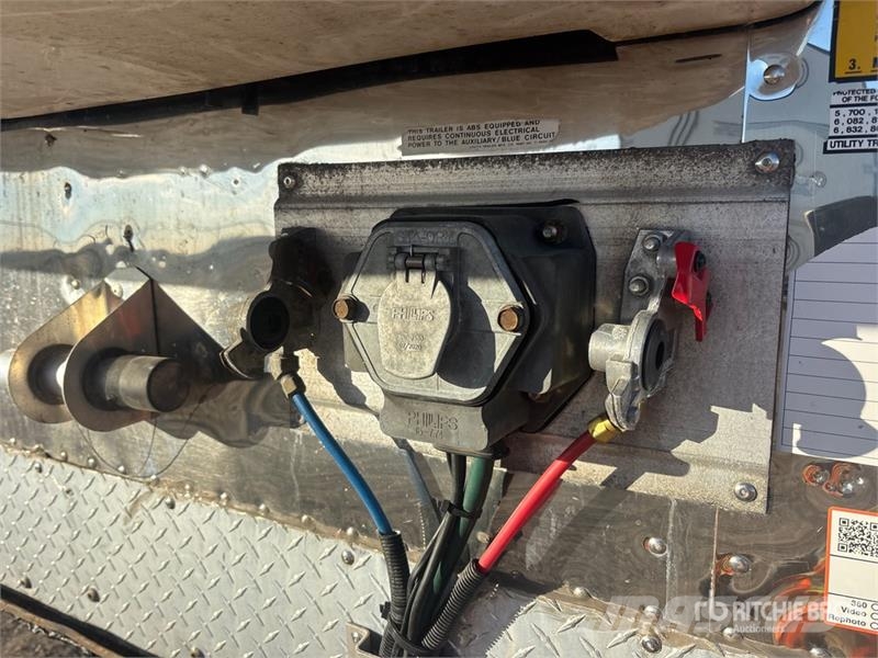 Utility 53 ft x 102 in T/A Refrigerated Trailer Semi Reboques Isotérmicos