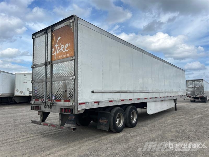 Utility 53 ft x 102 in T/A Refrigerated Trailer نصف مقطورات بدرجة حرارة قابلة للضبط