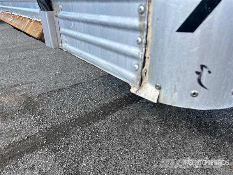 Utility 53 ft x 102 in T/A Van Trailer Box Trailers