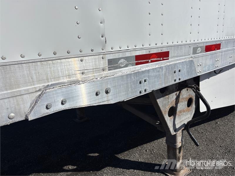 Utility 53 ft x 102 in T/A Van Trailer Box body trailers