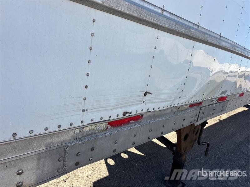 Utility 53 ft x 102 in T/A Refrigerated Trailer Puspriekabės su izoterminiu kėbulu