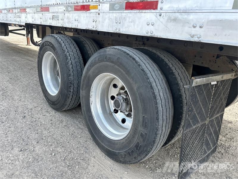 Utility 53 ft x 102 in T/A Refrigerated Trailer نصف مقطورات بدرجة حرارة قابلة للضبط