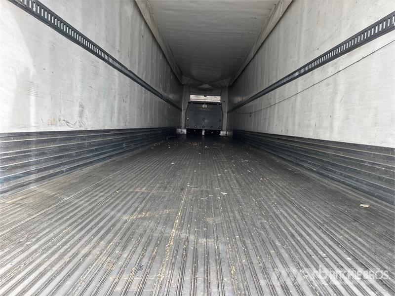 Utility 53 ft x 102 in T/A Refrigerated Trailer Frysetrailer Semi