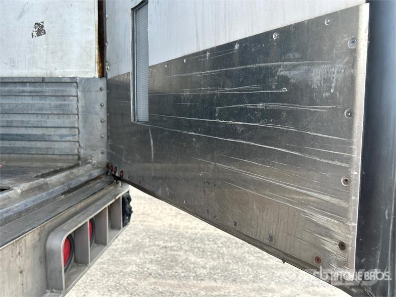 Utility 53 ft x 102 in T/A Refrigerated Trailer نصف مقطورات بدرجة حرارة قابلة للضبط