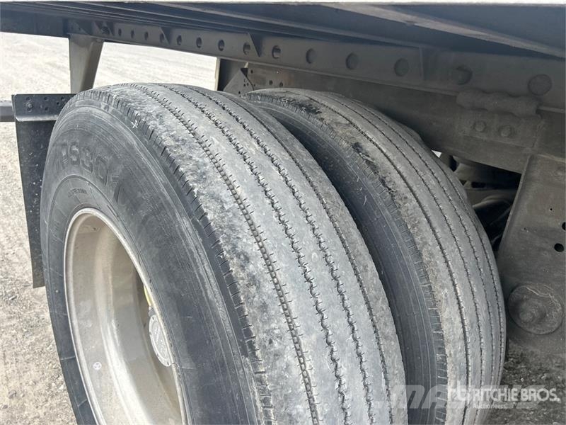 Utility 53 ft x 102 in T/A Refrigerated Trailer نصف مقطورات بدرجة حرارة قابلة للضبط