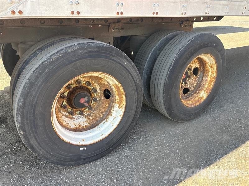 Utility 53 ft x 102 in T/A Van Trailer مقطورات ذات هيكل صندوقي