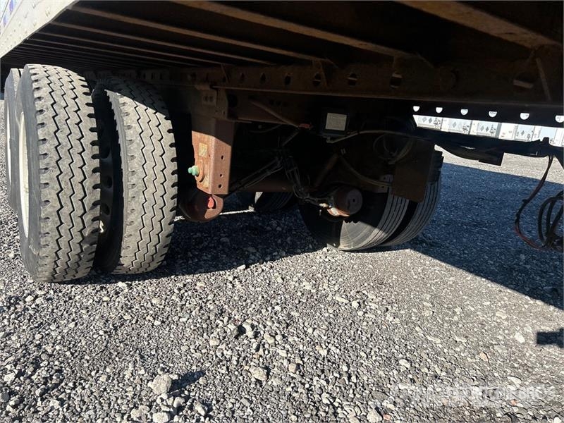 Utility 53 ft x 102 in T/A Van Trailer Прицепы-фургоны