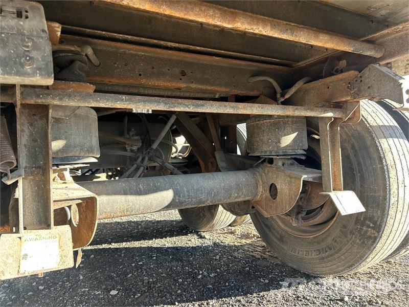 Utility 53 ft x 102 in T/A Van Trailer Umpikoriperävaunut