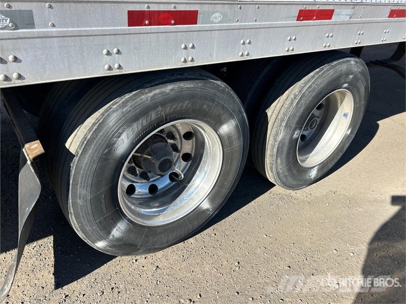 Utility 53 ft x 102 in T/A Van Trailer Прицепы-фургоны