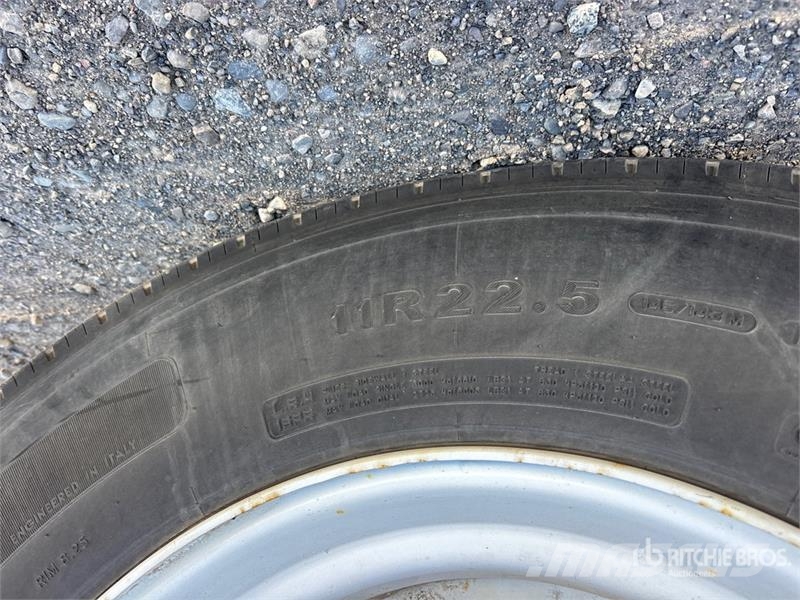 Utility 53 ft x 102 in T/A Van Trailer Dengtos priekabos