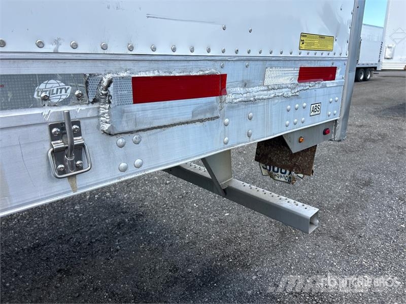 Utility 53 ft x 102 in T/A Van Trailer مقطورات ذات هيكل صندوقي