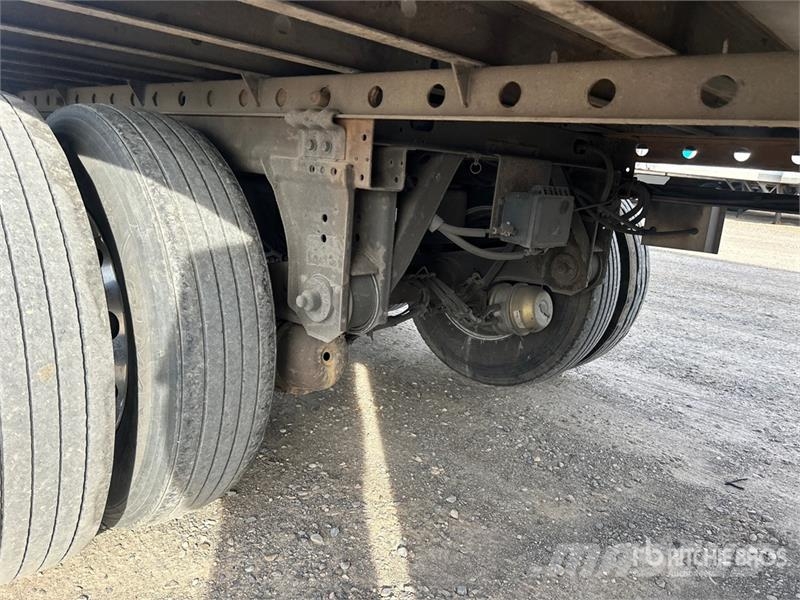 Utility 53 ft x 102 in T/A Refrigerated Trailer Külmikpoolhaagised