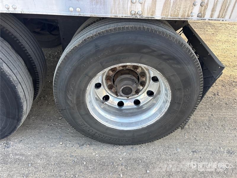 Utility 53 ft x 102 in T/A Refrigerated Trailer Frysetrailer Semi