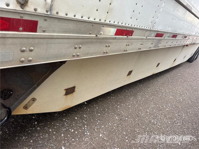 Utility 53 ft x 102 in T/A Van Trailer Skappåbygg