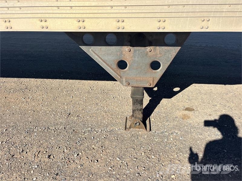 Utility 53 ft x 102 in T/A Van Trailer Dengtos priekabos