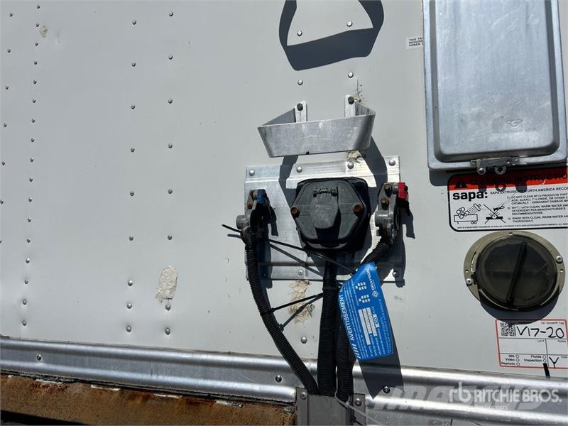 Utility 53 ft x 102 in T/A Van Trailer مقطورات ذات هيكل صندوقي