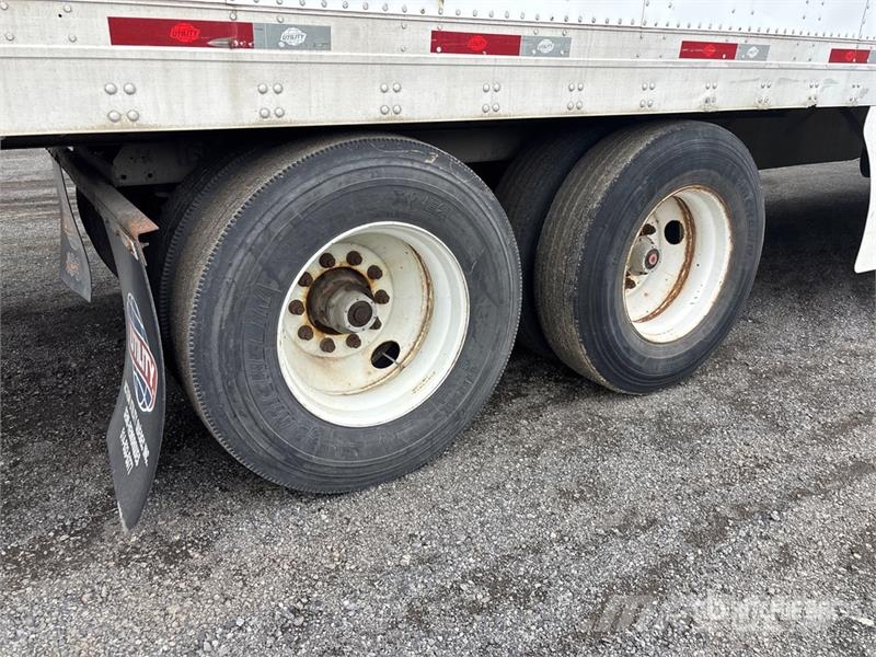 Utility 53 ft x 102 in T/A Van Trailer Skappåbygg