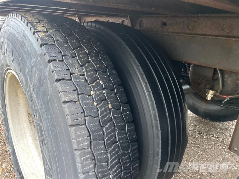 Utility 53 ft x 102 in T/A Van Trailer 箱體拖車