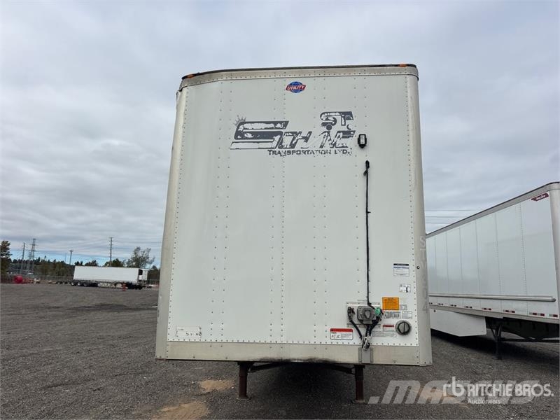 Utility 53 ft x 102 in T/A Van Trailer ボックスボディートレーラー