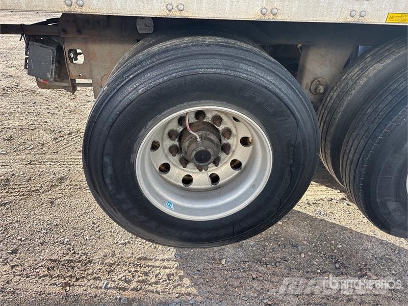 Utility 53 ft x 102 in T/A Van Trailer Причепи-фургони