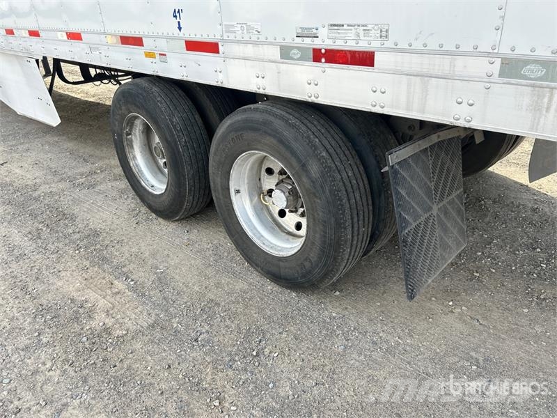 Utility 53 ft x 102 in T/A Refrigerated Trailer Külmikpoolhaagised