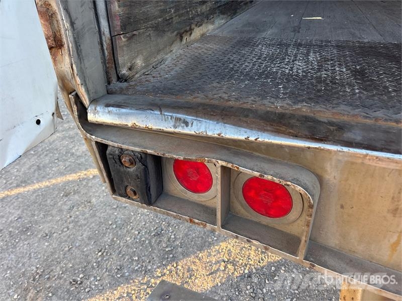 Utility 53 ft x 102 in Tri/A Van Trailer Remorque Fourgon