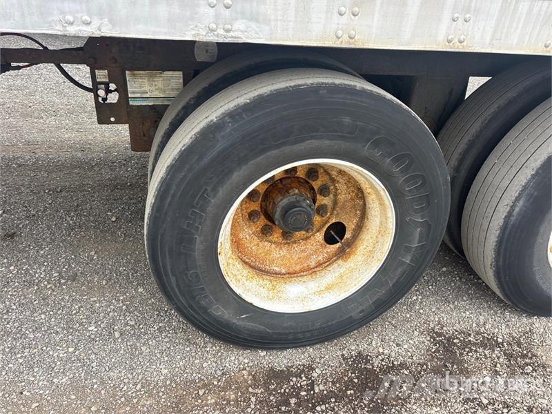 Utility 53 ft x 102 in T/A Van Trailer Прицепы-фургоны