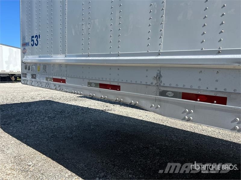 Utility 53 ft x 102 in T/A Van Trailer Dobozos pótkocsik