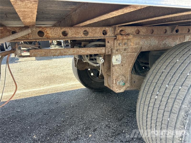 Utility 53 ft x 102 in T/A Van Trailer مقطورات ذات هيكل صندوقي