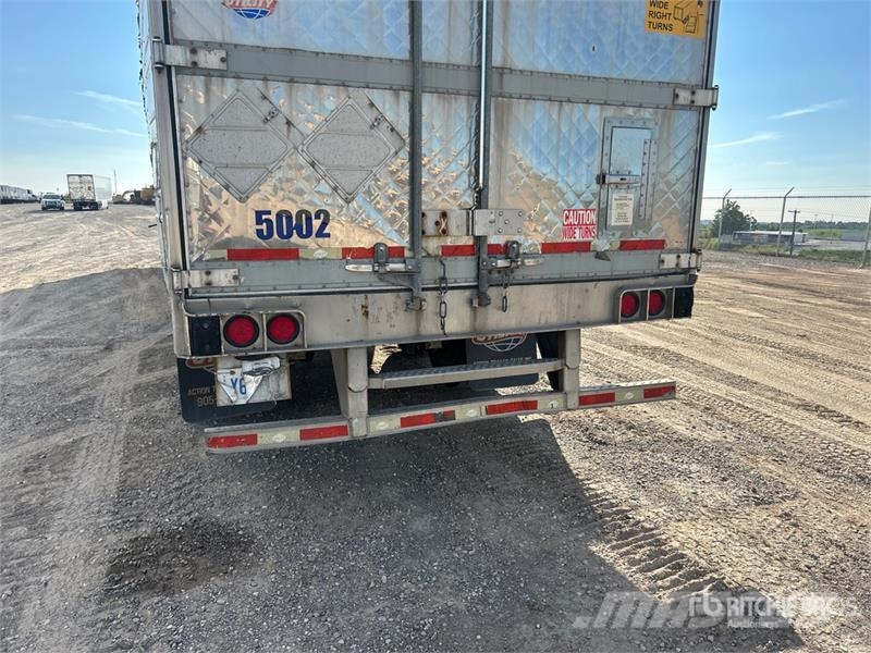 Utility 53 ft x 102 in T/A Refrigerated Trailer نصف مقطورات بدرجة حرارة قابلة للضبط