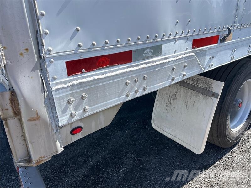 Utility 53 ft x 102 in T/A Van Trailer مقطورات ذات هيكل صندوقي