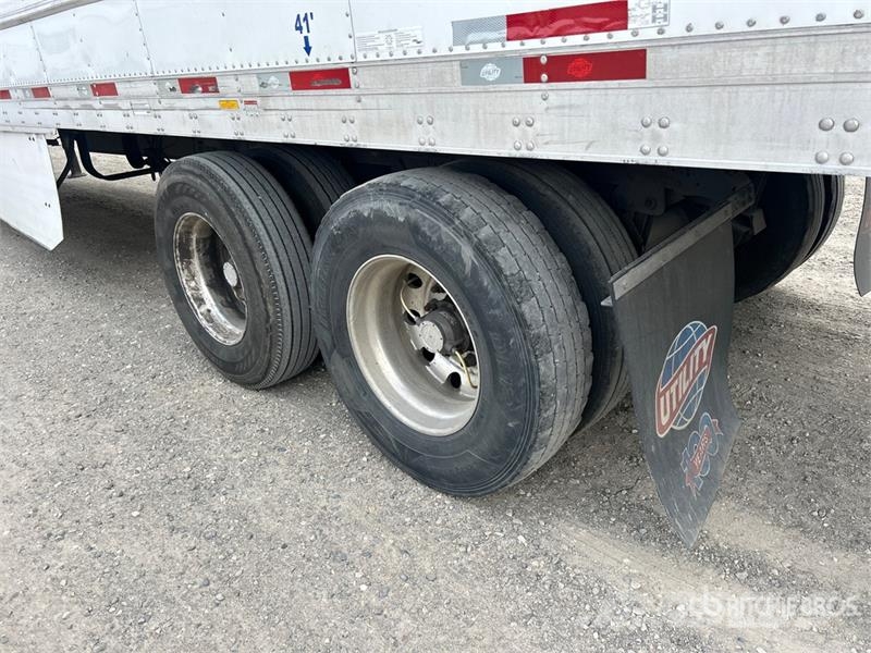 Utility 53 ft x 102 in T/A Refrigerated Trailer نصف مقطورات بدرجة حرارة قابلة للضبط