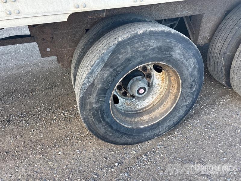 Utility 53 ft x 102 in T/A Refrigerated Trailer Semi remorque frigorifique