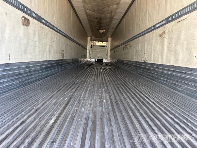 Utility 53 ft x 102 in T/A Refrigerated Trailer Semi Reboques Isotérmicos